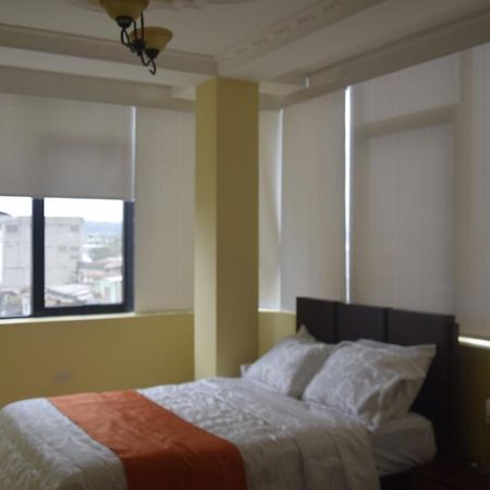 Olan'S Hotel Group Esmeraldas Luaran gambar