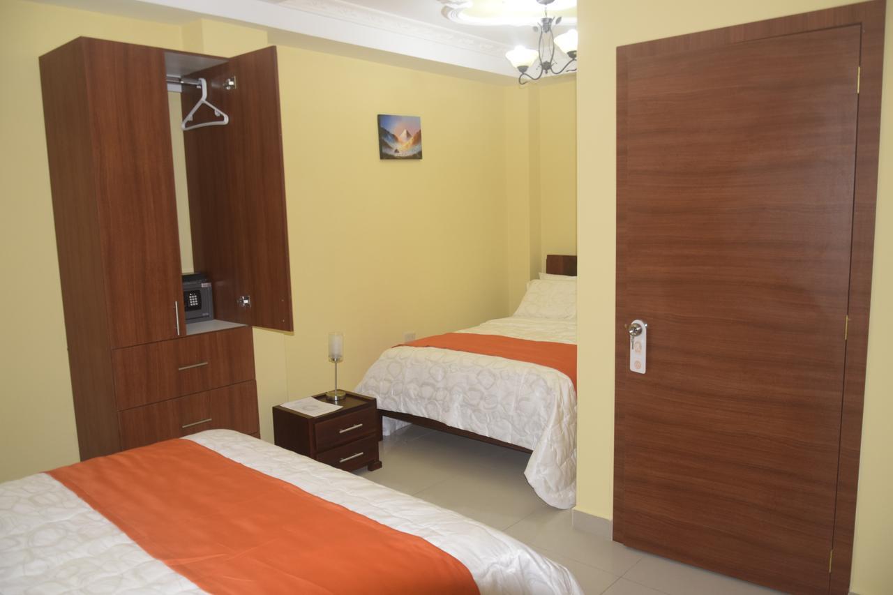 Olan'S Hotel Group Esmeraldas Luaran gambar
