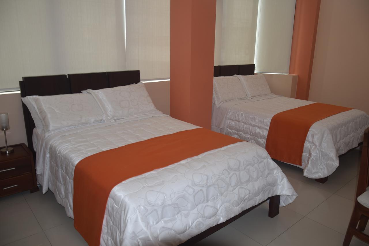 Olan'S Hotel Group Esmeraldas Luaran gambar