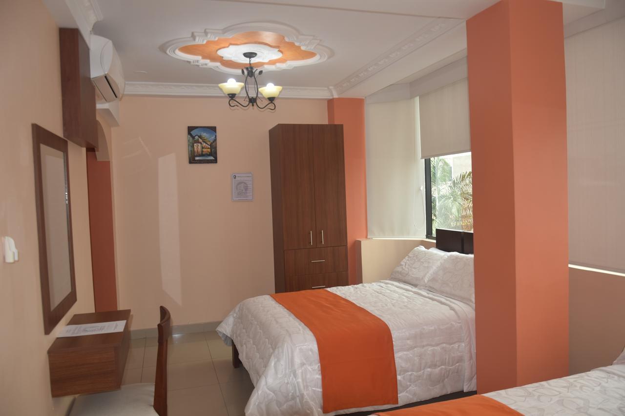 Olan'S Hotel Group Esmeraldas Luaran gambar