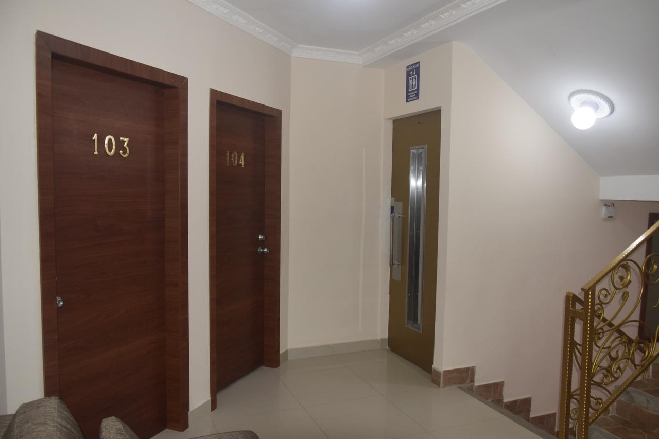 Olan'S Hotel Group Esmeraldas Luaran gambar