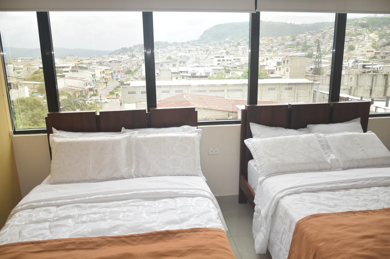 Olan'S Hotel Group Esmeraldas Luaran gambar