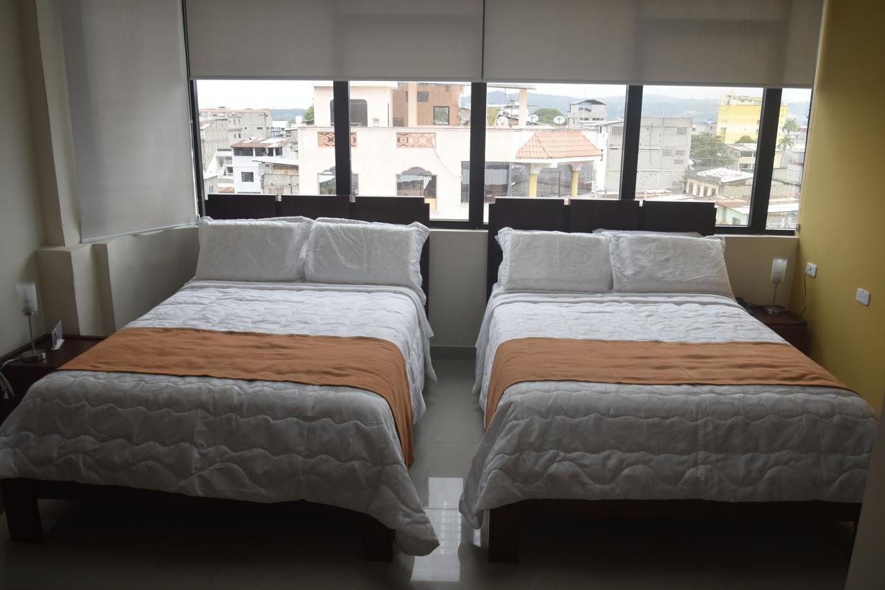 Olan'S Hotel Group Esmeraldas Luaran gambar